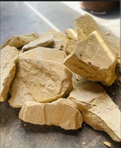 Raw Multani Mitti