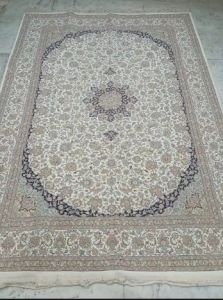 6.9 Ft × 9.8 Ft. Kashaan Silk Cotton Handmade Carpets