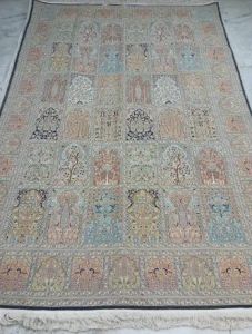 Kashan Handmade Hand Knotted Silk Carpet