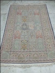Royal Taj  Hand Knotted Kashmiri Pure Silk Carpet