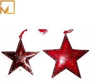 Red Metal Hanging Star Set