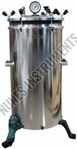 Double Walled Vertical Autoclave