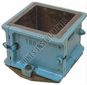 Iron Cube Mould