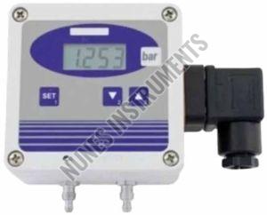 Pressure Measuring Transducer