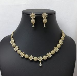 Luxury Dual-Tone Necklace &AMP;AMP; Earrings Set