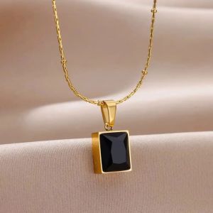 Twinkling Glittering Pendants &AMP;AMP; Lockets