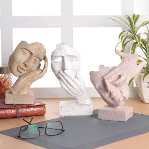 3 Men Resin Face Showpiece Statue