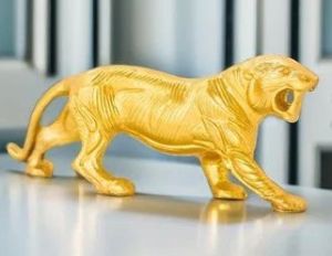 Golden Polyresin Lion Statue