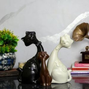 Multicolor 3 Cat Statue