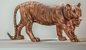 Resin Roaring Tiger Statue