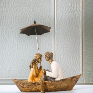 Romantic Couple Anniversary Love Gift Showpiece