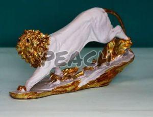 Resin Golden White Lion Statue