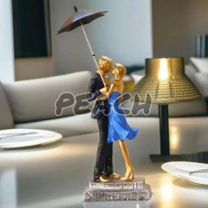 standing love couple resin sculpture