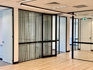 Slim Suction Aluminum Glass Office Partition