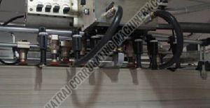 Fully Automatic Servo Type Flute Laminator Machine
