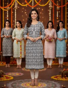 Ladies Kashmiri Ari Embroidery Georgette Kurti