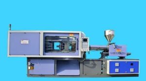 Automatic Plastic Injection Molding Machine