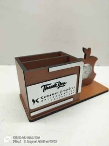 Brown Apple Table Top Wooden Card Holder