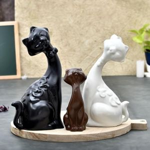 Polyresin Cat Family Statue