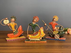 Metal Rajasthani Musician Showpiece