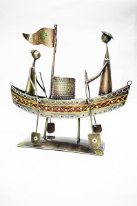 Metal Boat Shape Pen Holder