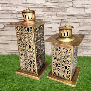 Metal Elegant Candle Holder