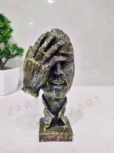 Men Polyresin Face Showpiece