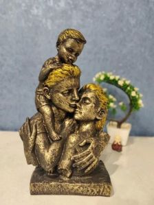 Polyresin Mother Father Love Child Statue