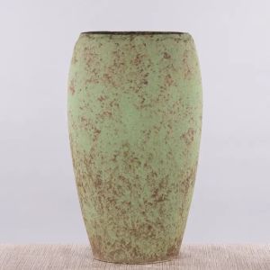 Miss Moss (Large, Pistachio Green / Brown) Ceramic Planter