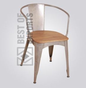 Outdoor Industrial Metallic Side Wooden Seat Chair