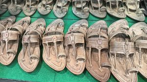 Kolhapuri Chappal