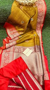 Satan Scut Antique Zari Tussar Silk Banarasi Saree