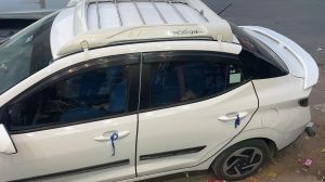 Aura Luggage Carrier