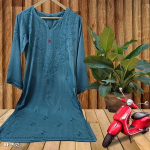 Ombre Shade Handloom Chikankari Kurti
