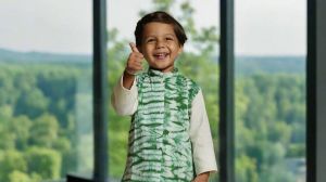 Boys Forest Green Tie-Dye Sleeveless Jacket