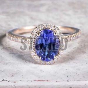 Ladies Oval Tanzanite Sterling Silver 925 Ring