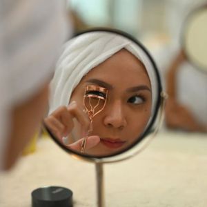 GB-3024 Rose Gold Eyelash Curler