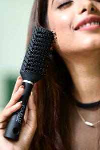 FX-9552NHR Vent Hair Styling Brush