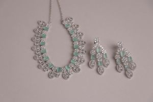 Art No. 1260 Short Diamond Necklace Set