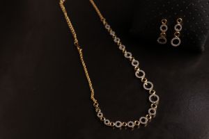 Art No. 321 Short Diamond Necklace Set