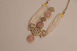 Art No. 550 Choker Kundan Necklace Set