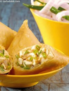 Chilli Paneer Samosa