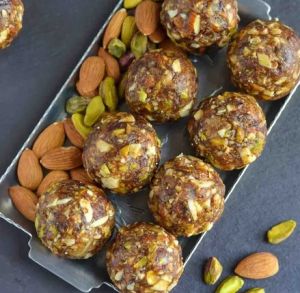 Dry Fruit Laddoo