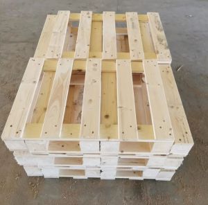 Pine Wood Pallets