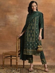 Omaira Kurta Pant with Banarsi Dupatta