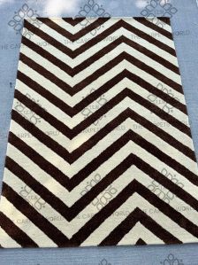 Zigzag Pattern Hand Tufted Carpet