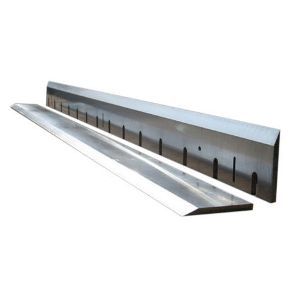 Wood / veneer cutting blades