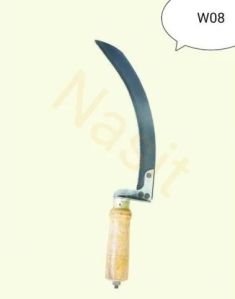 W08 Wooden Handle Garden Sickle