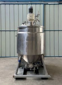 1000 LPH Vacuum Mixer