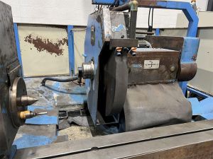 CNC Cylindrical Grinder Tos 3 Meter